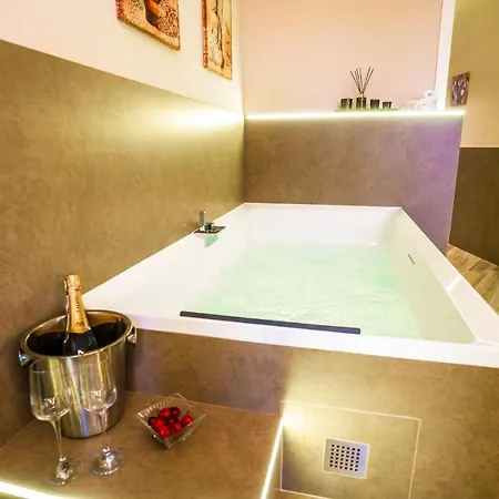 فندق مبيت وإفطار Etnic مونوبولي