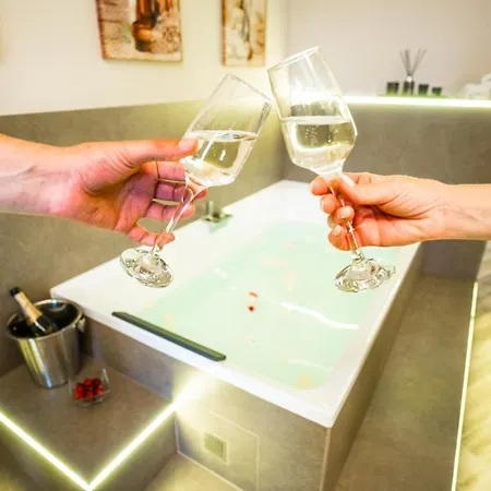 فندق مبيت وإفطار Etnic مونوبولي